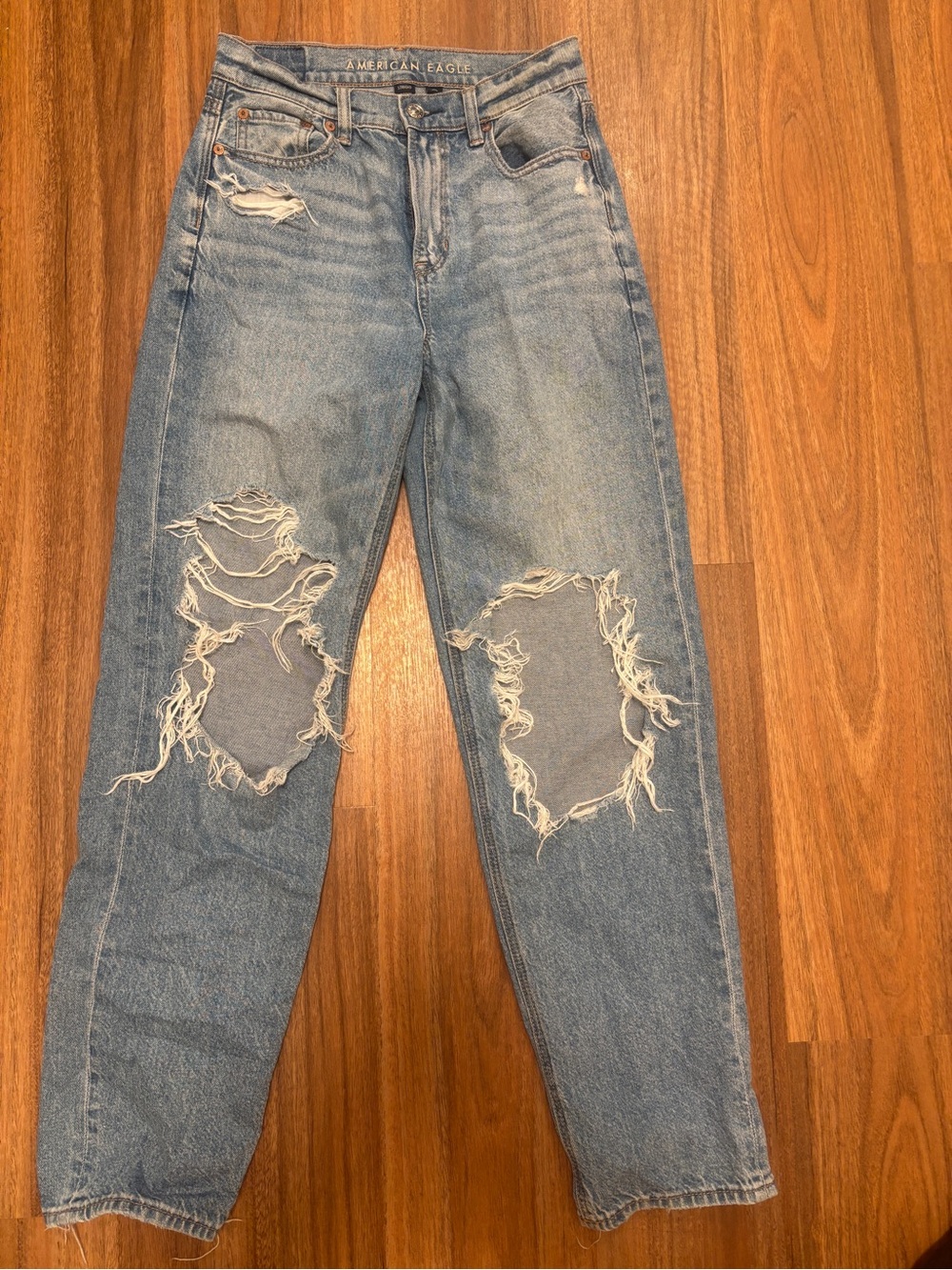 American Eagle Outfitters Women's Distressed High-Rise Light Wash Jeans